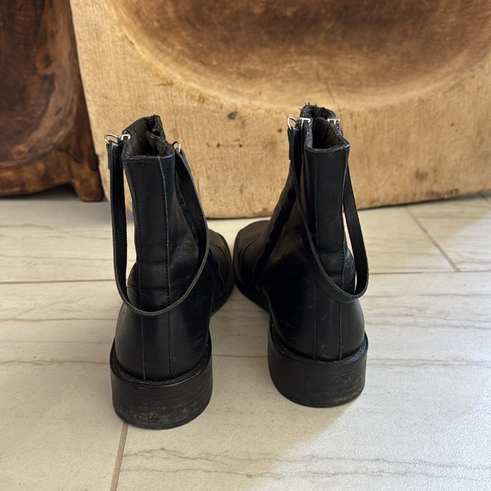 TOPSHOP Ankle Leather Riding Boot - Picture 4 of 5